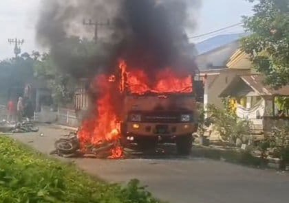 Bentrok Sengketa Lahan di Areal PT Bridgestone Sipispis Memanas, Kendaraan Dibakar, Brimob Polda Sumut Diterjunkan Amankan Situasi