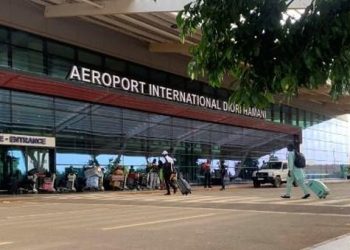 Kelompok Bersenjata Lancarkan Serangan di Bandara, 11 Tentara Tewas
