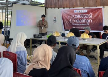 Unhas Gelar Pelatihan Budidaya Maggot di Takalar, Warga Desa Popo Dibekali Cara Kelola Limbah Organik