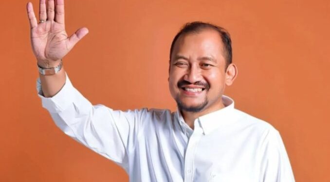 Diduga Peras Pejabat hingga Rp1,98 Miliar untuk “Urus Perkara” di KPK, Bupati Pemalang Ditahan