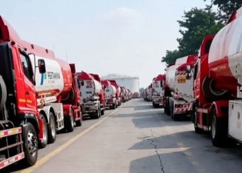 Imbas Krisis BBM, Langkat Lumpuh: Nelayan Tak Melaut, Petani Terancam Gagal Panen, Jalinsum Macet Total, Pemkab Dinilai Hanya Jadi Penonton