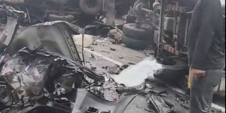 Breaking News: Korban Tewas Tragedi Maut Sibolangit Bertambah Jadi 4 Orang, Supir Truk Fuso Diperiksa Polisi