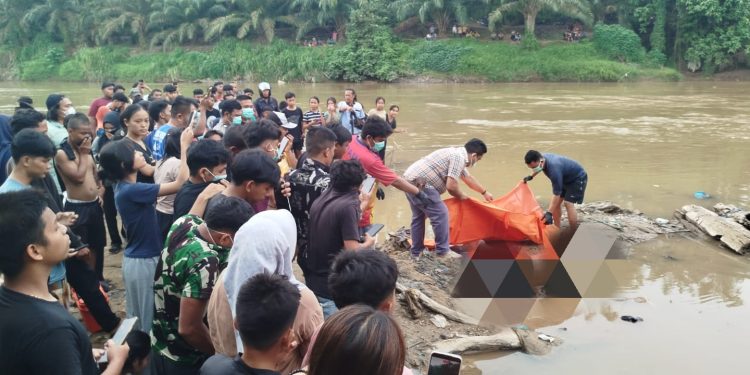 Misteri Mayat Mr X di Sungai Bilah, Warga Heboh, Polisi Dalami Penyebab Kematian Sambil Tunggu Hasil Visum