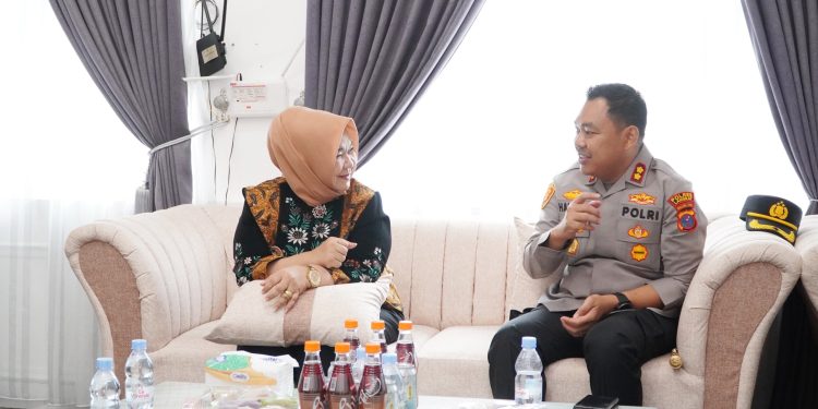 Plt Bupati Tiorita Perkuat Sinergi dengan Kapolres Langkat Demi Kamtibmas dan Pembangunan