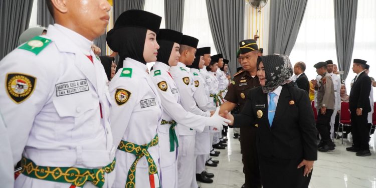Plt Bupati Tiorita Tegaskan, Paskibraka Harus Jadi Generasi Pejuang Indonesia Maju