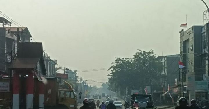 Kabut Asap Mencekam, Siswa Pekanbaru Kembali Belajar dari Rumah hingga Jumat