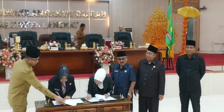 DPRD-Pemkab Langkat Sepakati Perubahan APBD 2026, Belanja Melonjak Rp691 Miliar