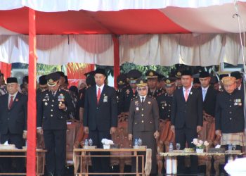 HUT ke-81 RI di Pasaman Barat Berlangsung Khidmat, Pemkab Serahkan Beragam Penghargaan dan Bantuan