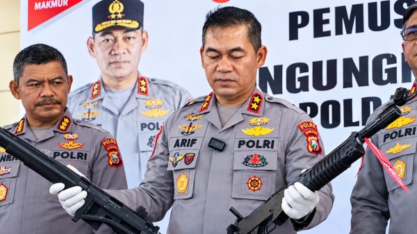 Polda Maluku Utara Bongkar Jaringan Senjata Api Ilegal di Halmahera Utara, Tiga Tersangka dan Ratusan Amunisi Disita
