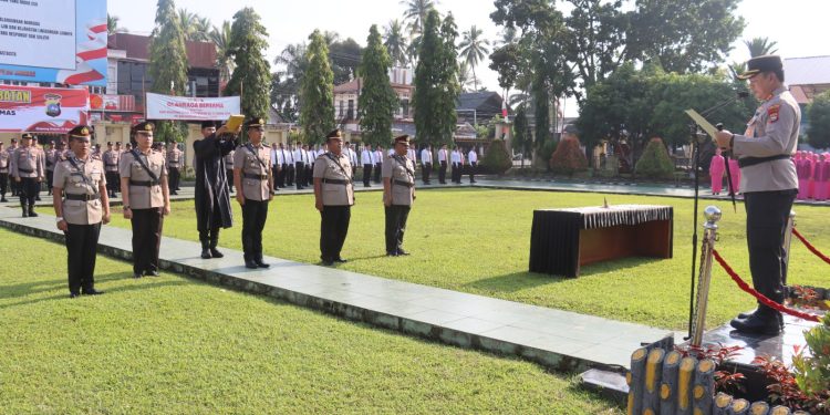Kapolres Pasaman Barat Pimpin Sertijab Sejumlah Pejabat Utama
