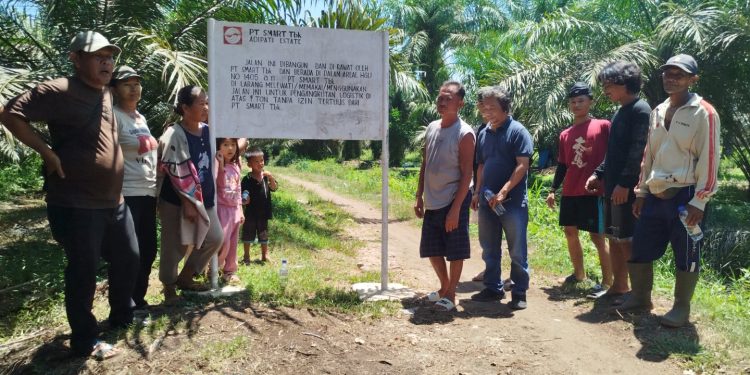 Perlakuan Diskriminatif PT SMART Tbk, Petani Sawit Sekitar Kebun Adipati Semakin Sulit