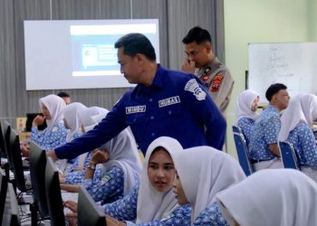 Cegah Dampak Negatif Teknologi Ratusan Siswa SMKN 1 Pemalang Ikuti Pelatihan AI Bersama Polres Pemalang