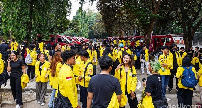 BEM UI Menggugat dari Tosari, 8 Tuntutan Menggelegar, dari Hentikan KKN hingga Tetapkan Bencana Nasional Sumatra-Flores