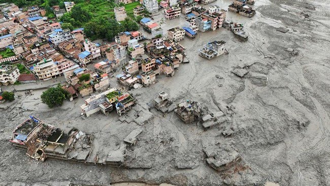 Korban Tewas Banjir Bandang Nepal Tembus 469 Orang, 977 Masih Hilang Kontak