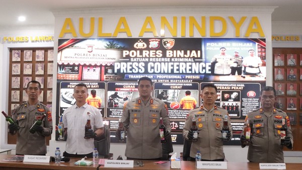 Mayat Bayi Dibuang Ditumpukan Sampah, Polisi Tangkap Bidan ASN dan Anaknya
