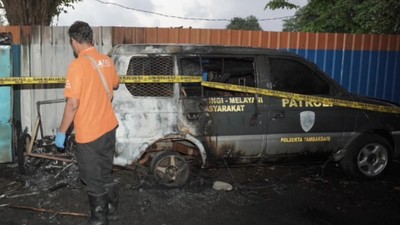 Mobil Patroli Polisi Dibakar, Pria 52 Tahun Diciduk Resmob