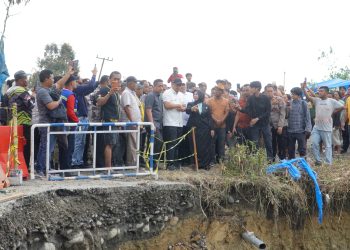 Tiorita-Bobby Tinjau Jalur Langkat-Karo yang Longsor, Segera Dibangun Permanen Oktober