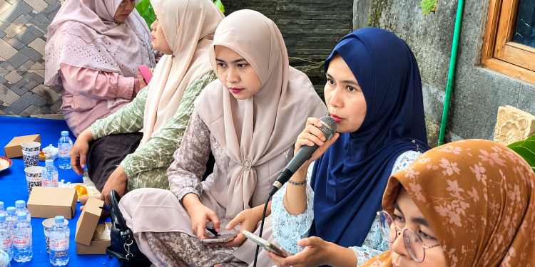 Makin Akrab dan Kompak Keluarga Besar SMPN 1 Petarukan Gelar Silaturahmi Hangat Penuh Keakraban