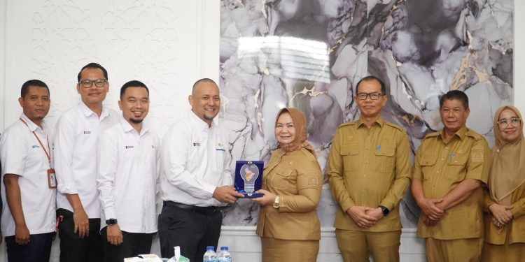 Plt Bupati Langkat Dorong PLN Percepat Layanan Listrik Langkat
