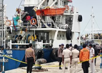 Kapal Tanker Bawa 3 Ton Sabu Ditangkap dan Digiring ke Belawan