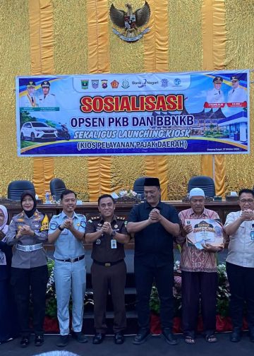 Pasaman Barat Luncurkan KIOSK Pajak, Opsen BBNKB Tembus 107 Persen
