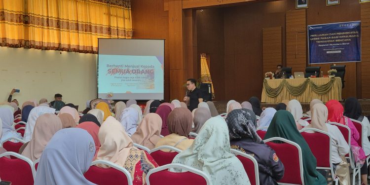 89 UMKM Terdampak Bencana di Pasaman Barat Dibekali Strategi Pemulihan dan Perluasan Akses Pasar