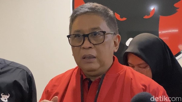 PDIP Sentil Dua Tahun Prabowo-Gibran: Polemik Ijazah Wapres Disebut Jadi Beban Legitimasi Pemerintahan