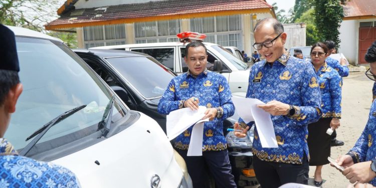 Plt Bupati Langkat Tiorita Kembali Perkuat Tertib Aset, 89 Kendaraan Dinkes Diperiksa